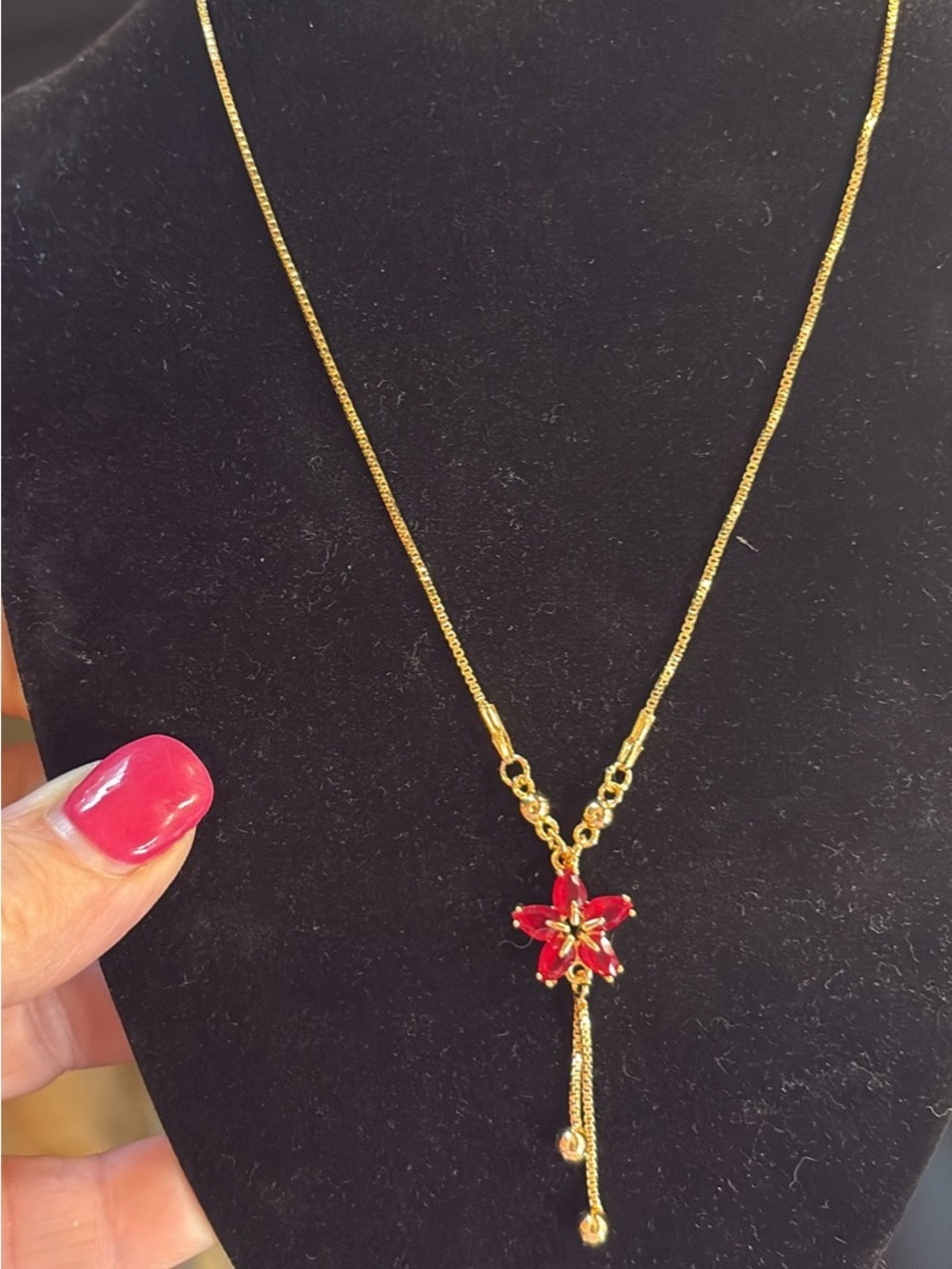 Gold-Tone Necklace and Bracelet Set with Red Crystal Flower - Picture 3 of 5